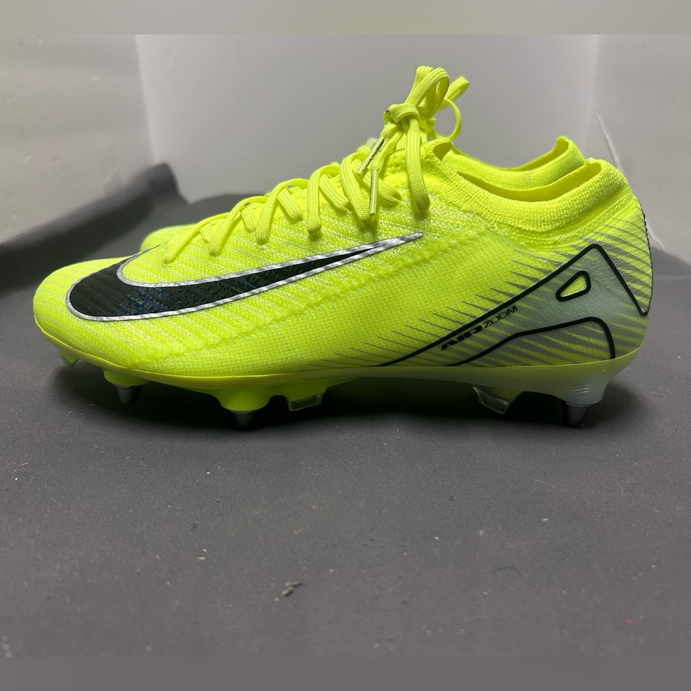 Nike Air Zoom Mercurial Vapor 16 Elite SG-PRO Men’s 8 Soccer HJ2454-700.